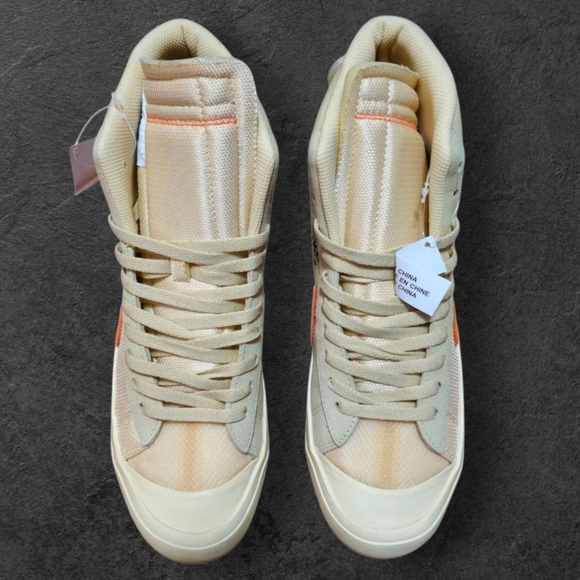 DS Nike x Off-White Blazer Mid 'All Hallow's Eve' - Size 12 - AA3832-700 - Picture 4 of 7